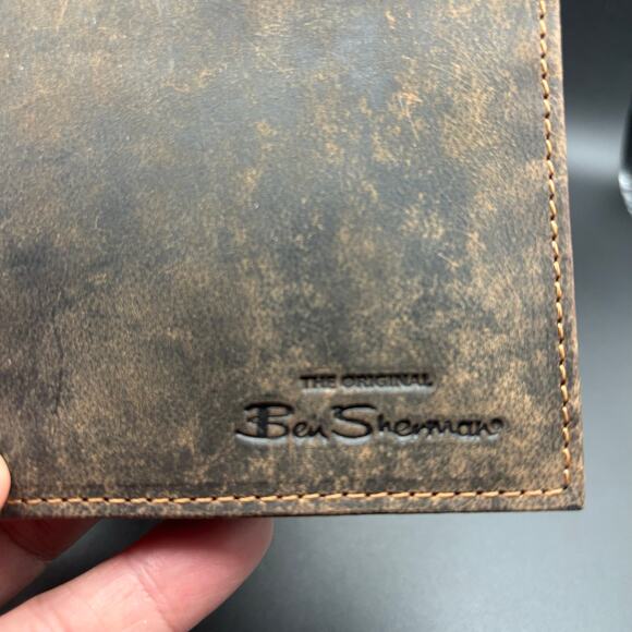 Ben Sherman MWA98FLBENBW00 mens distressed brown genuine leather bifold wallet - Picture 10 of 17